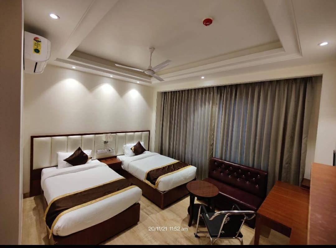 Mds Royal Resort Tulsipur Exterior foto