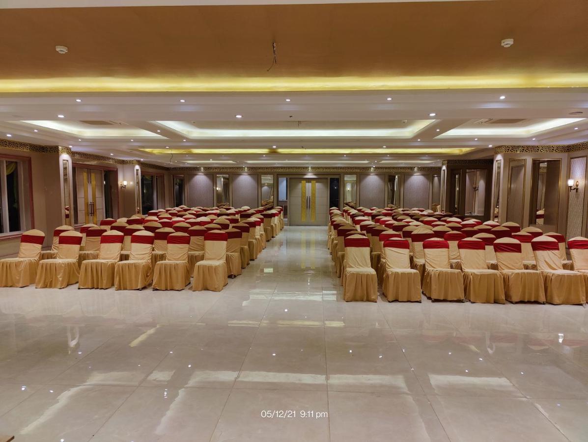 Mds Royal Resort Tulsipur Exterior foto